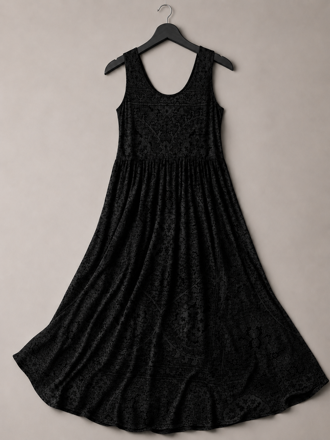 Mitternachtsblüten-Maxikleid
