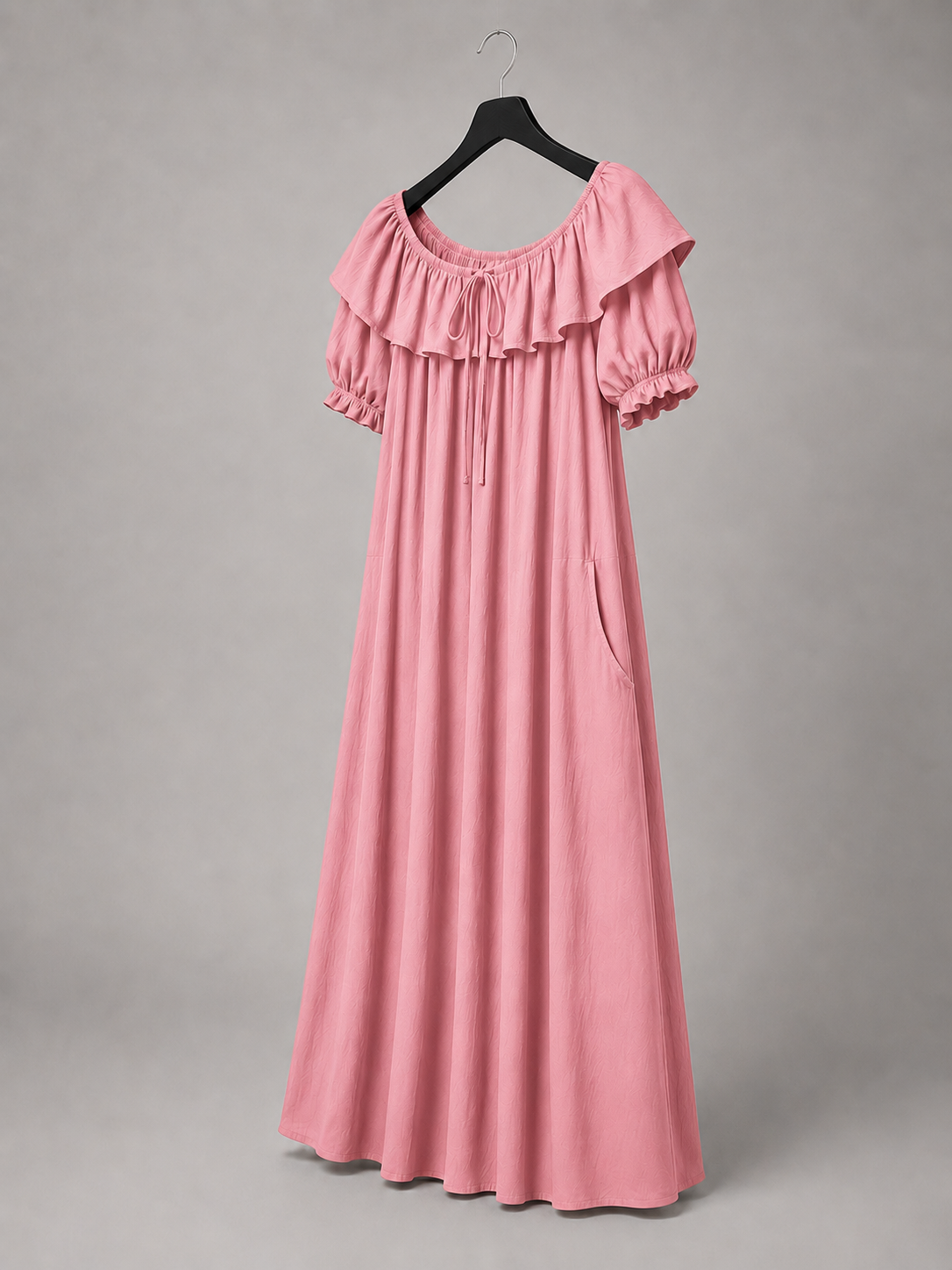 Roséfarbenes schulterfreies Maxikleid
